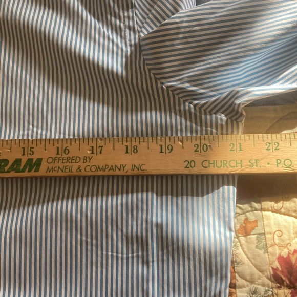 G/Fore mens M blue & white striped performance button down shirt golf NWOT - Picture 7 of 8